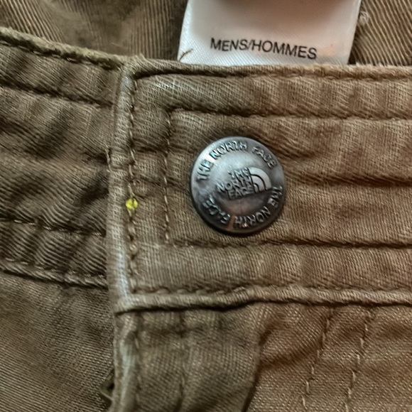 North Face Brown Cargo Shorts - Picture 2 of 5